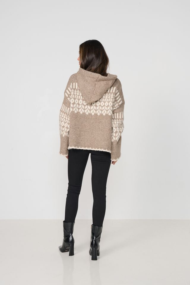 Caju Middle Earth Hoodie