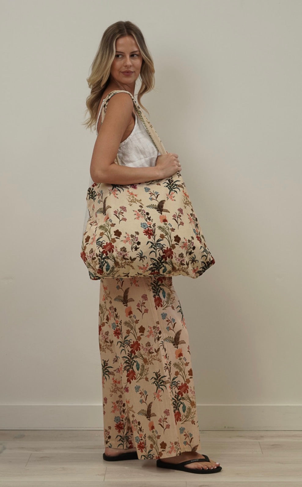LU Velvet Bag