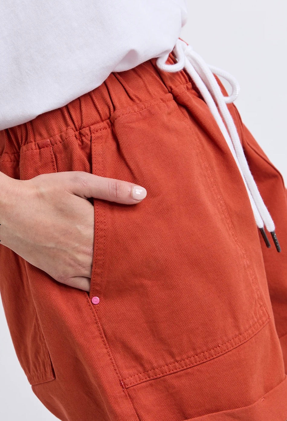 Elm Emma Relaxed Short Earth Brown