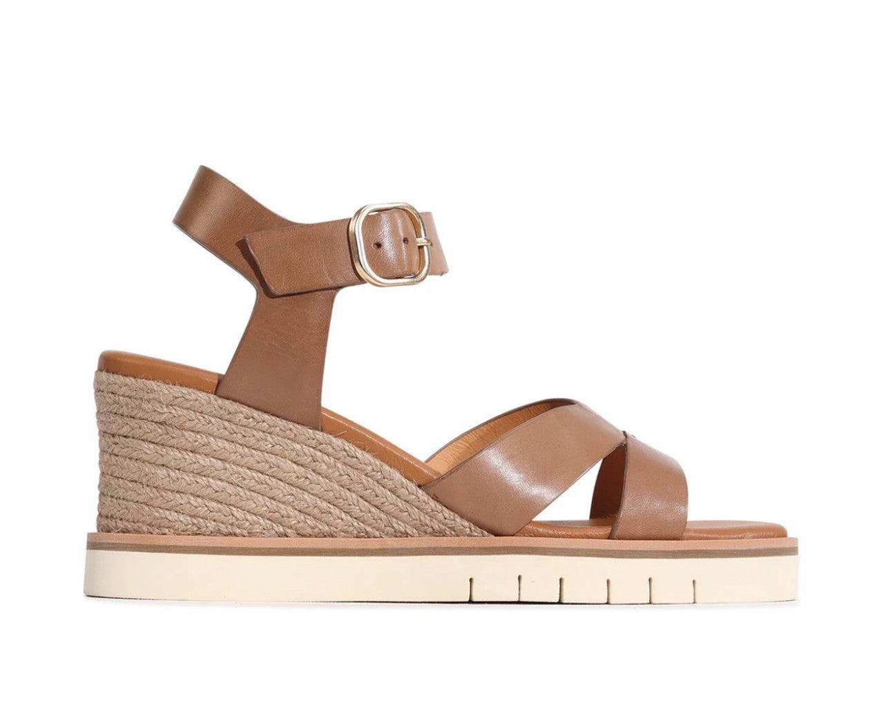 EOS Hazy Wedge Pecan