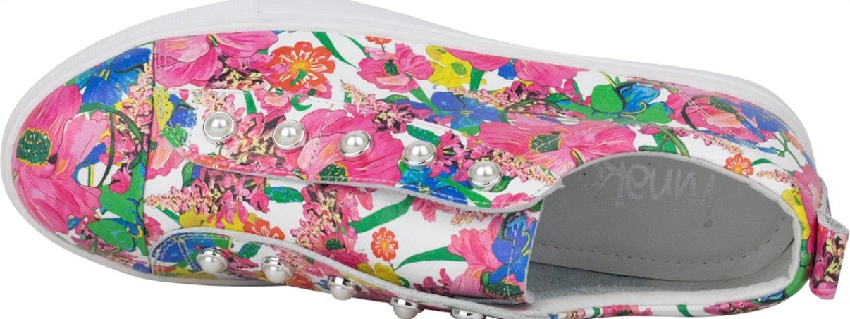 Hinako Pearl Pink Flower Sneaker