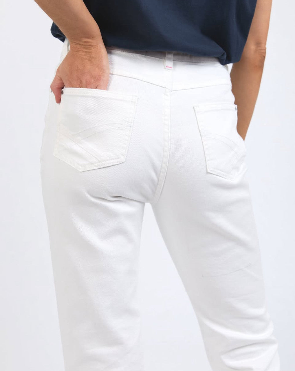 Elm Mollie Capri Pant White