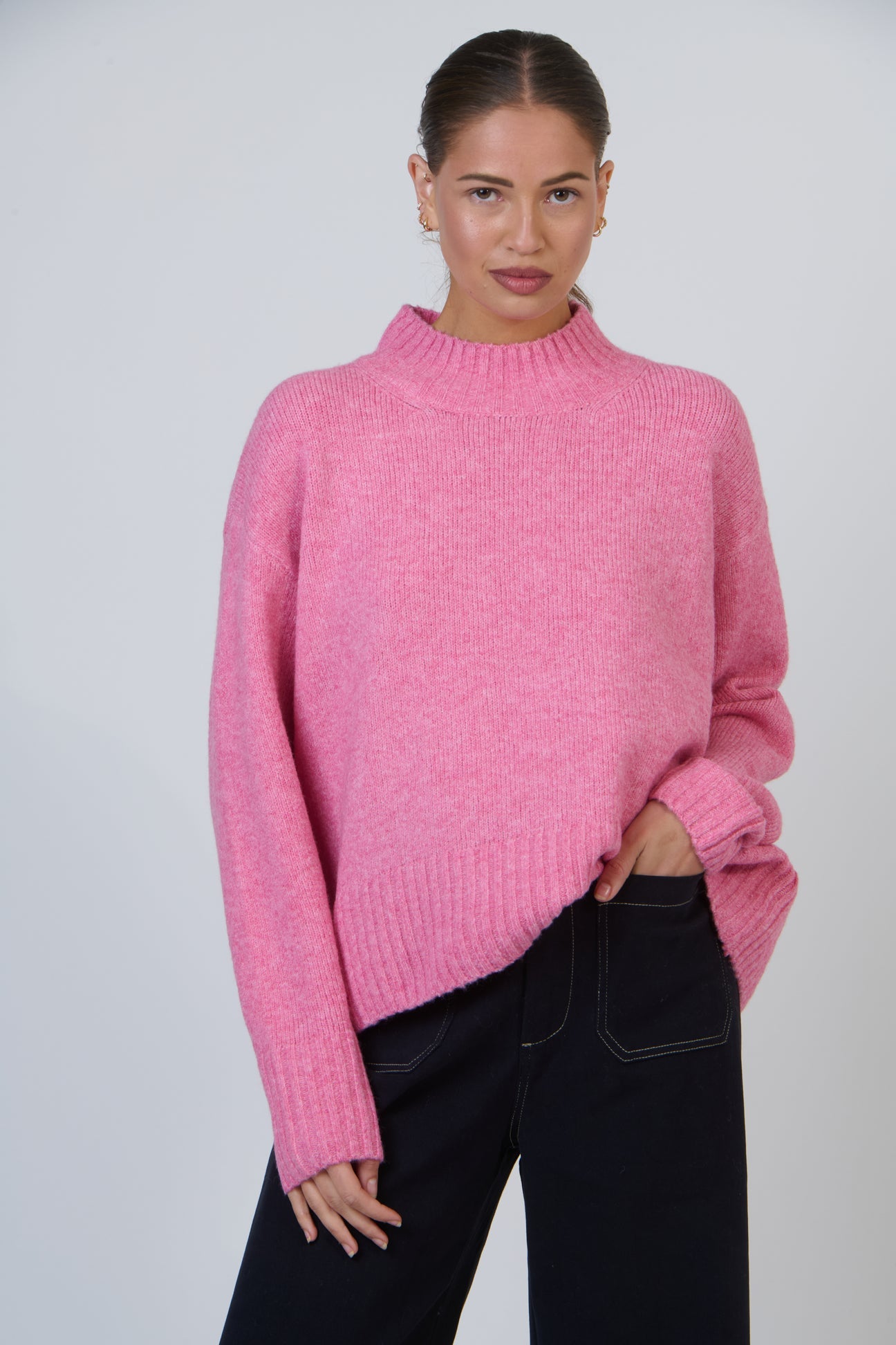 Namastai Essential Round Neck Knit