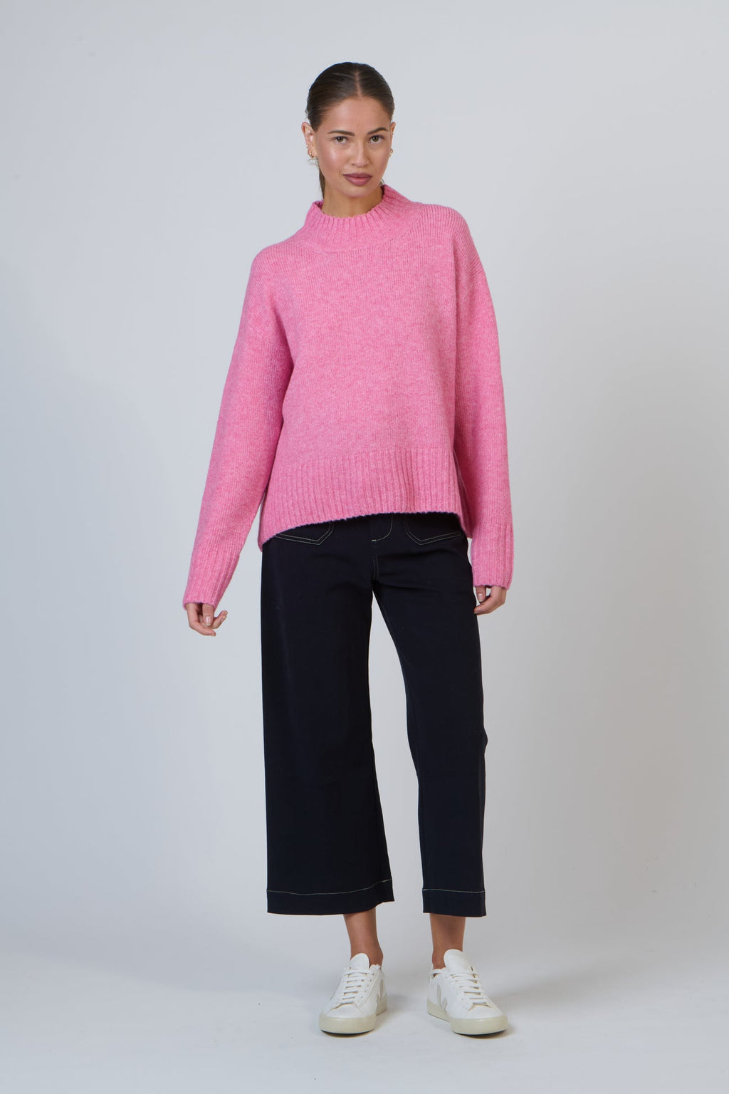 Namastai Essential Round Neck Knit