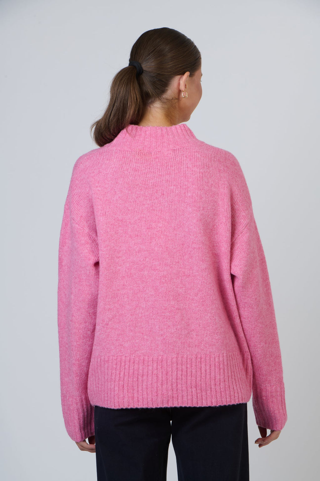 Namastai Essential Round Neck Knit