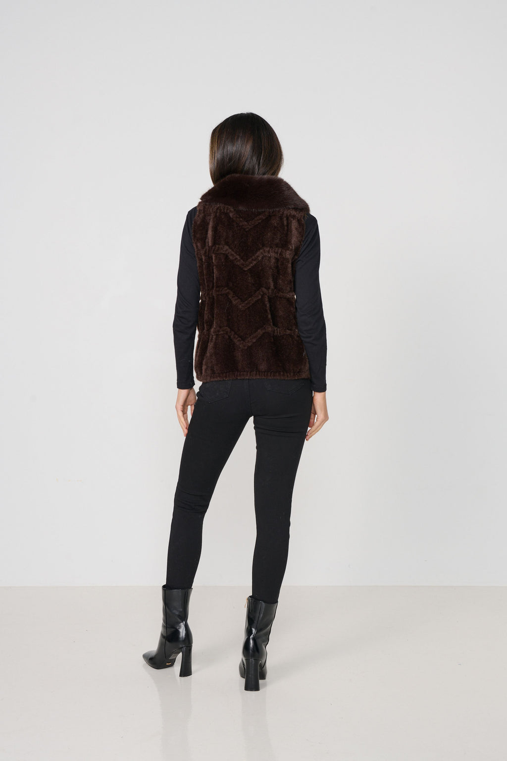 Caju Chocolate Faux Fur Vest