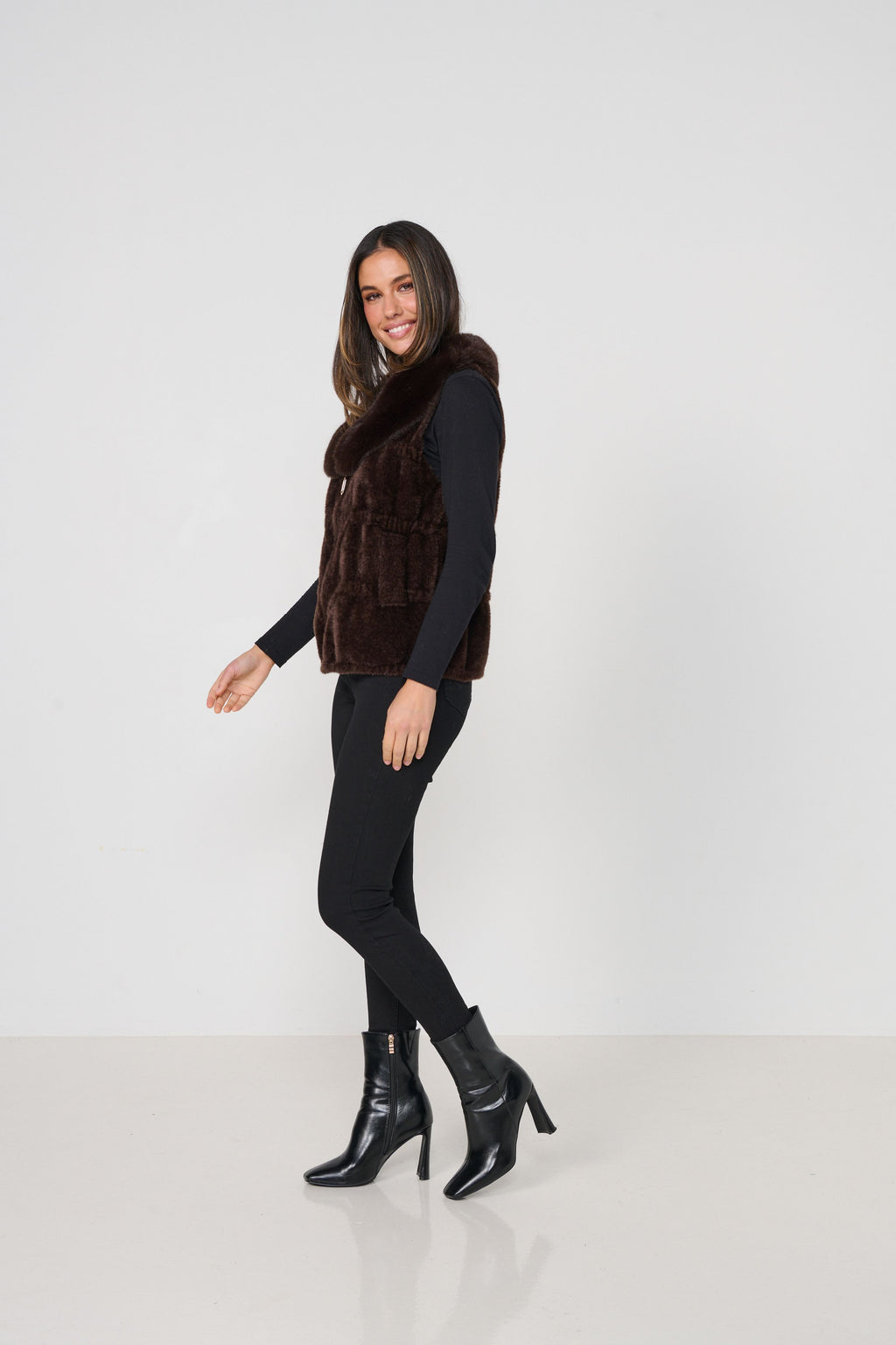 Caju Chocolate Faux Fur Vest