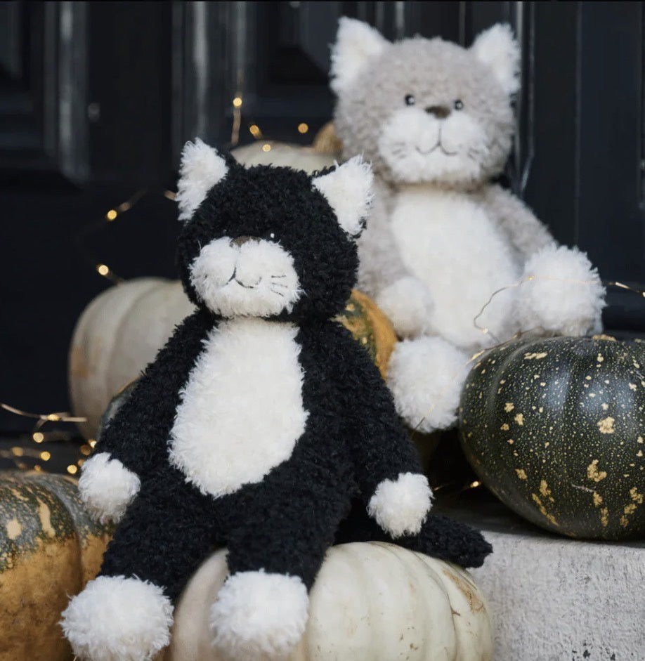 Nana Huchy Checkers the Cat